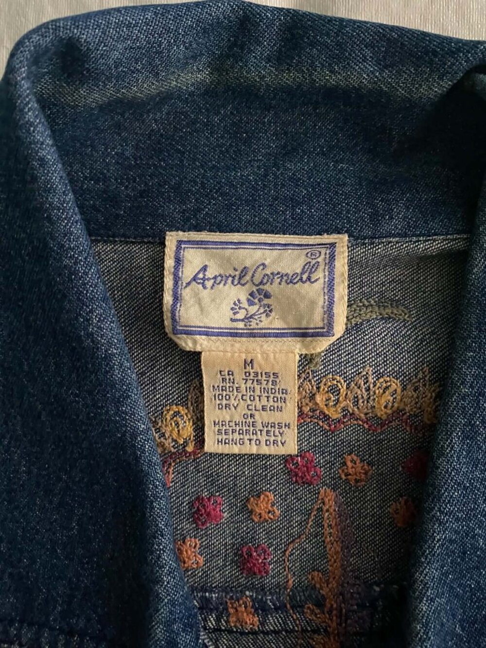 April Cornell Embroidered Denim Jacket Women's M Floral Boho 100% Cotton - Picture 3 of 7